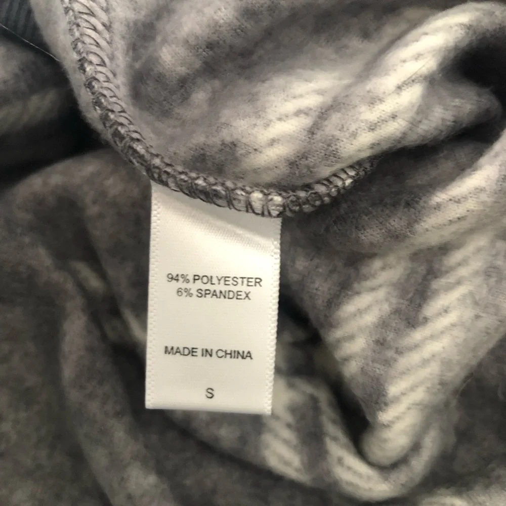 Koolaburra Ugg Brushed Fleece Top Sweater Plaid Size Small NWT